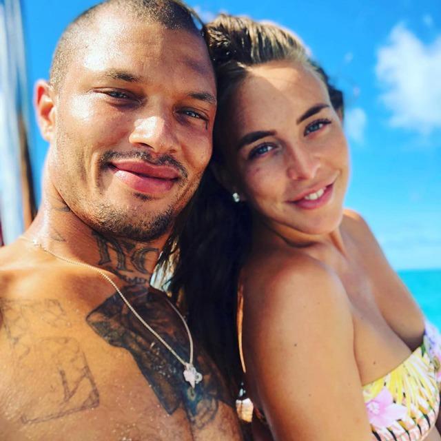 Ái nữ tỷ phú chấp nhận làm người thứ 3 khiến tội phạm đẹp trai nhất thế giới bỏ vợ-8