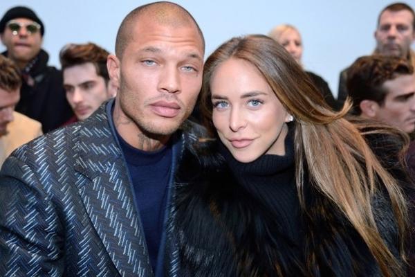 Cậu bé Thái Lan được khen đẹp từ lúc chào đời giờ ra sao?-11