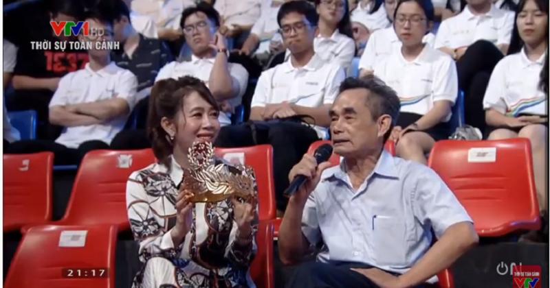 Cận cảnh vòng nguyệt quế bằng vàng thật của tân Quán quân Olympia 2020-5