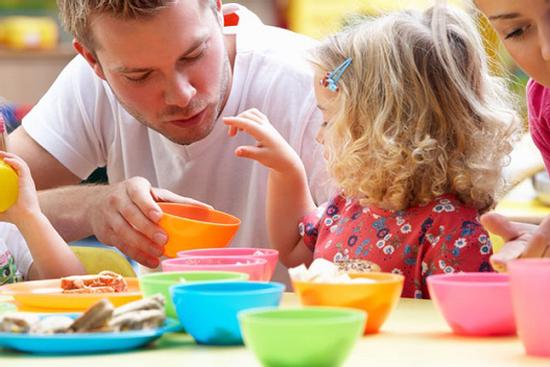 Top 4 con giáp nam là những người tốt bụng dễ gần và được trẻ nhỏ yêu mến