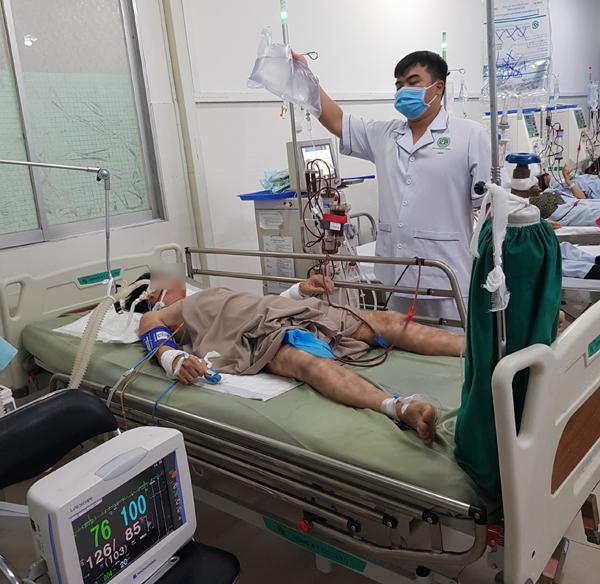 Người đàn ông hôn mê sâu chỉ vì ăn bao tử cá mặt thỏ-1