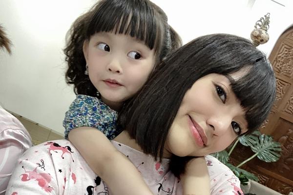 Hồng Quế đăng clip hỏi tội con gái, áp lực khi vừa làm bố vừa làm mẹ-4