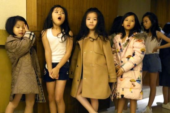 Góc khuất trong cuộc sống của các sao nhí Trung Quốc