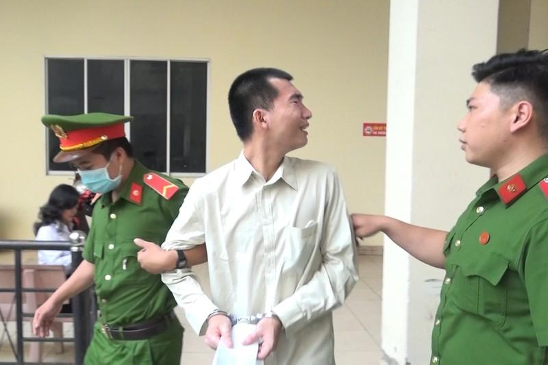 Đánh chết người sau va chạm, nam bị cáo khóc suốt phiên tòa-3