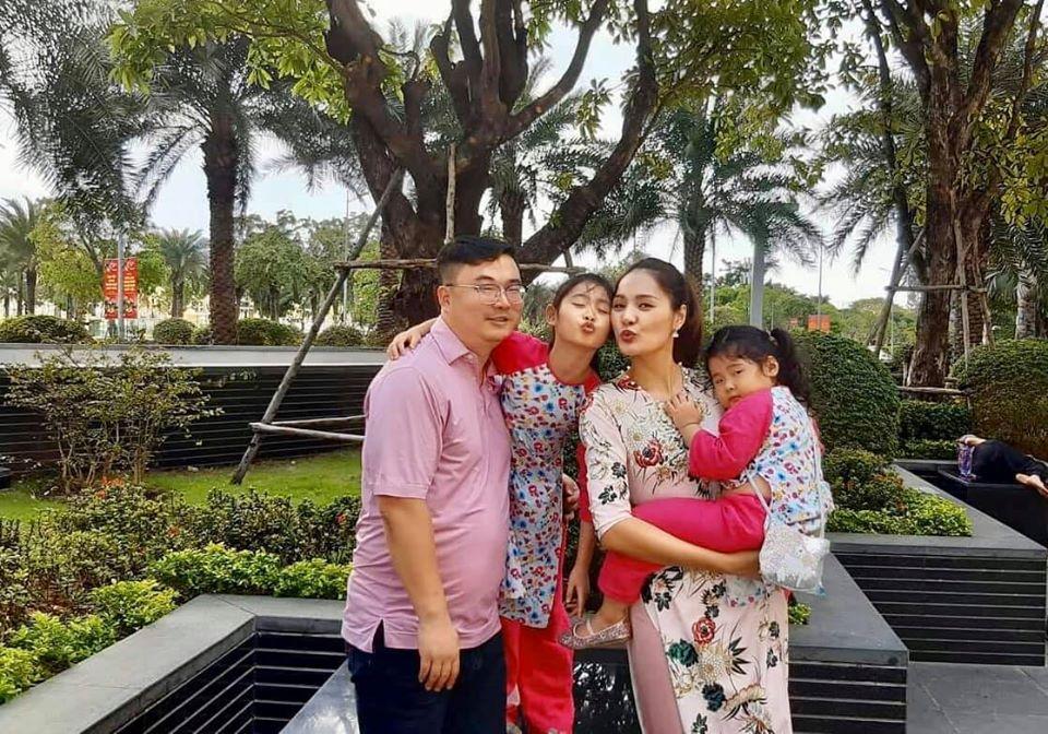 Hương Giang khoe ái nữ 7 tuổi, ai nấy ngỡ ngàng: Đúng là con hoa hậu-10