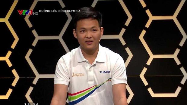 Hot boy Siêu trí tuệ tái hiện khoảnh khắc Á quân Olympia, nhưng giật spotlight là nhan sắc trẻ mãi không già của MC Diệp Chi-2