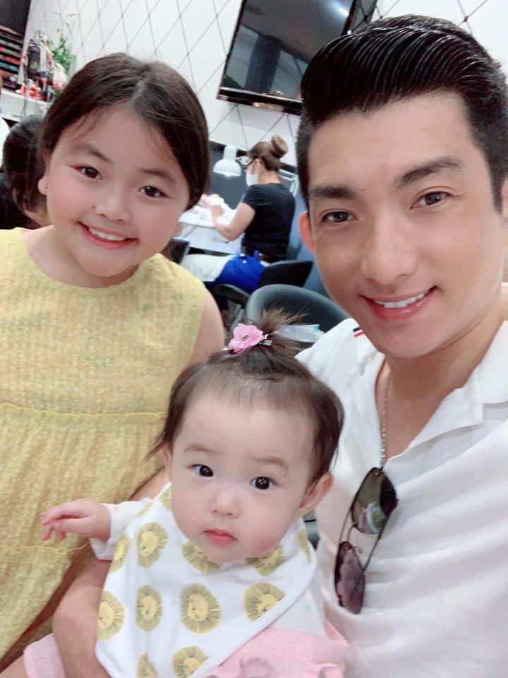 Không gian sống của chồng cũ Phi Thanh Vân và vợ doanh nhân tại Úc-3