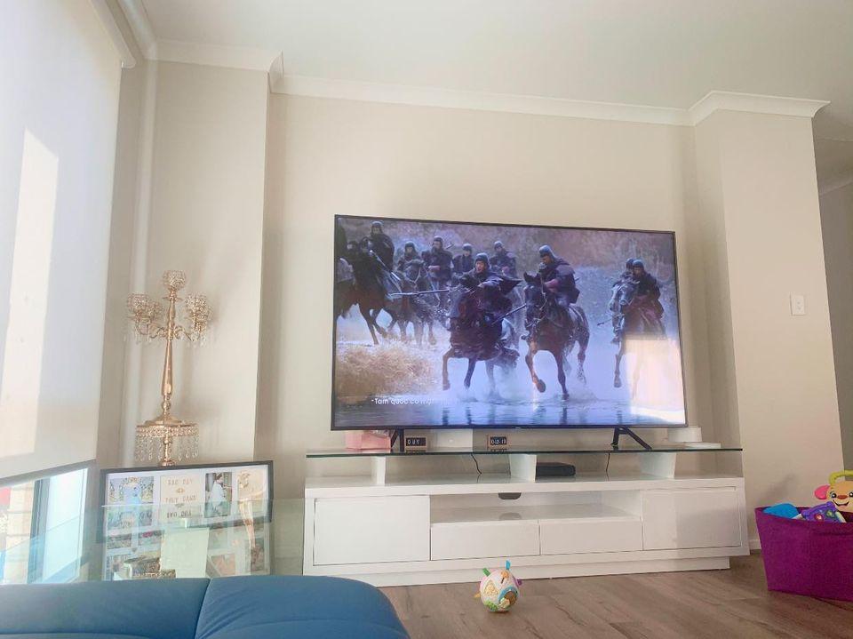 Không gian sống của chồng cũ Phi Thanh Vân và vợ doanh nhân tại Úc-11