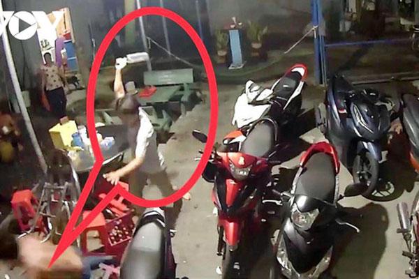 Nhậu nói lớn tiếng, 2 người đàn ông ở Bình Dương bị chém trọng thương-1