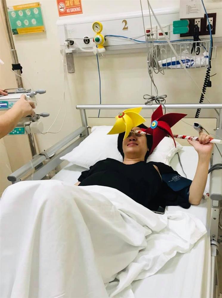 Pha Lê cấp cứu trong tình trạng đau bụng liên hồi dù không phải chuyển dạ-1