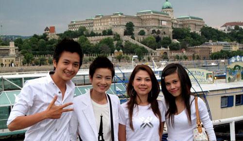 Dân mạng đào mộ khoảnh khắc thân thiết của Ngô Kiến Huy và em gái Thanh Thảo-10