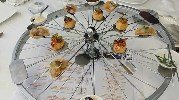 Thực khách muốn tụt huyết áp trước màn sáng tạo quá lố của các đầu bếp-9