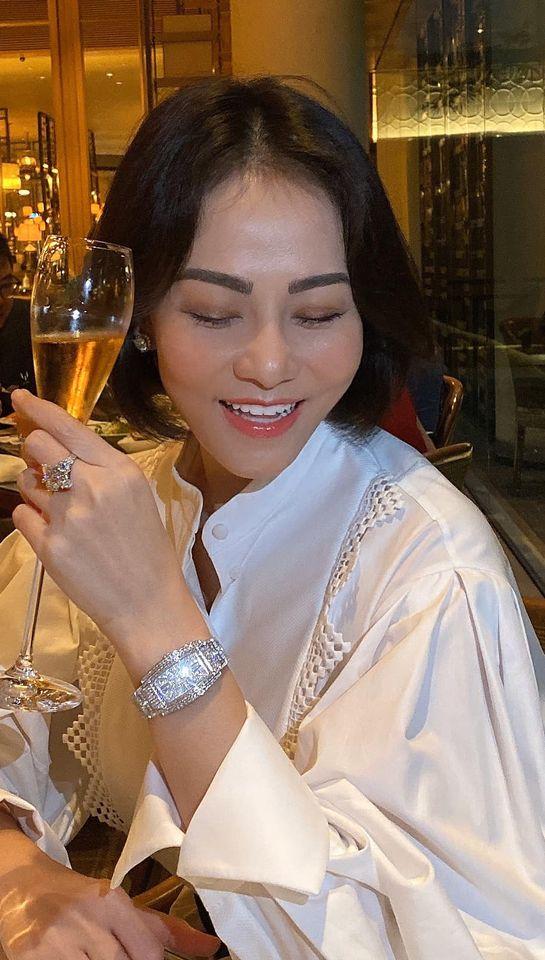 Chồng con họp gia đình, phàn nàn Thu Minh đúng ngày sinh nhật-7