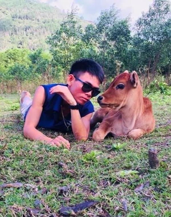 Quãng đời ăn xin của chàng trai chăn bò góp giọng cùng Wiz Khalifa-2