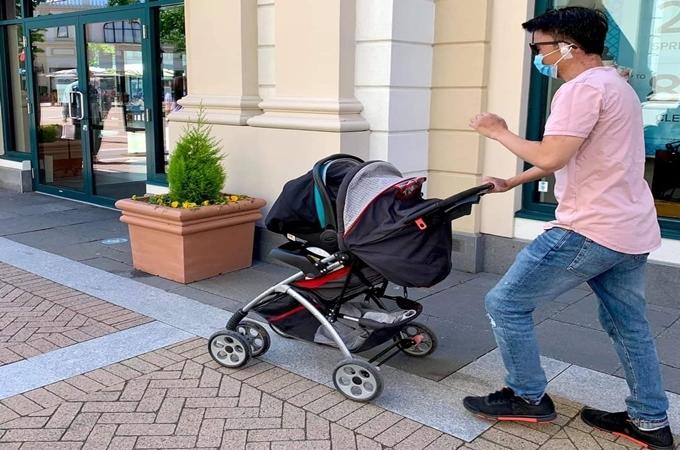 Hai Việt kiều Canada bị tạt axit, cắt gân chân: Mong kẻ gây án sớm bị bắt-4