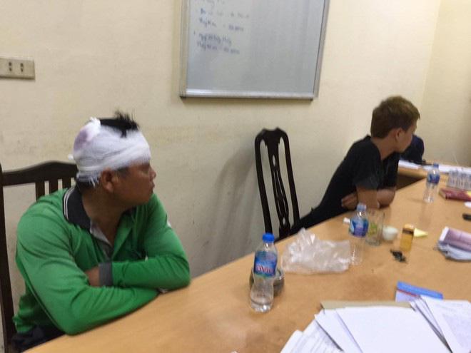 Danh tính nhóm tài xế công nghệ liên quan vụ cầm dao náo loạn Bệnh viện E-1