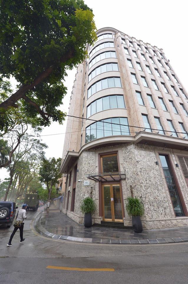 Gia thế bệnh nhân số 17 khiến giới siêu giàu cũng phải hốt-2