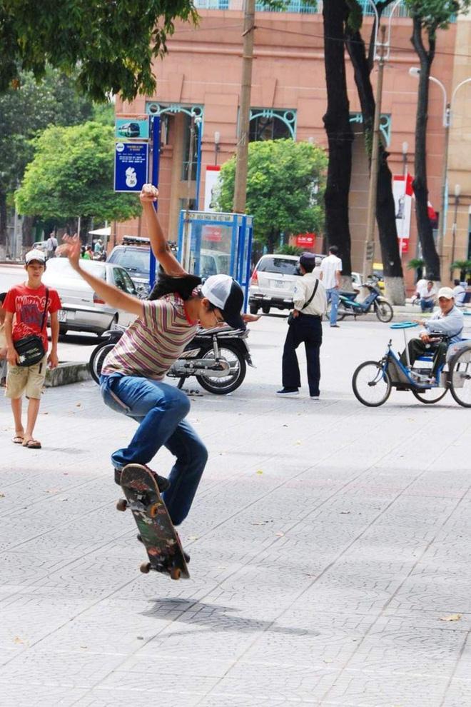 Phong cách hiphop nổi loạn của Suboi cách đây 10 năm-4