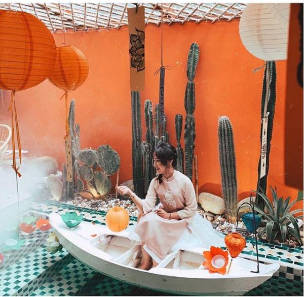 Đẹp quên lối về những quán cafe decor trung thu giữa phố Hà Nội-9