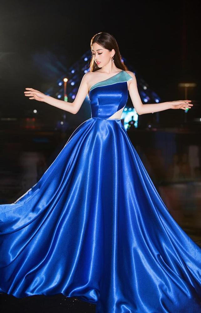 Lan Ngọc, Hòa Minzy cùng dàn hoa hậu thử tạo dáng pose tung cánh của Hương Giang và cái kết-10