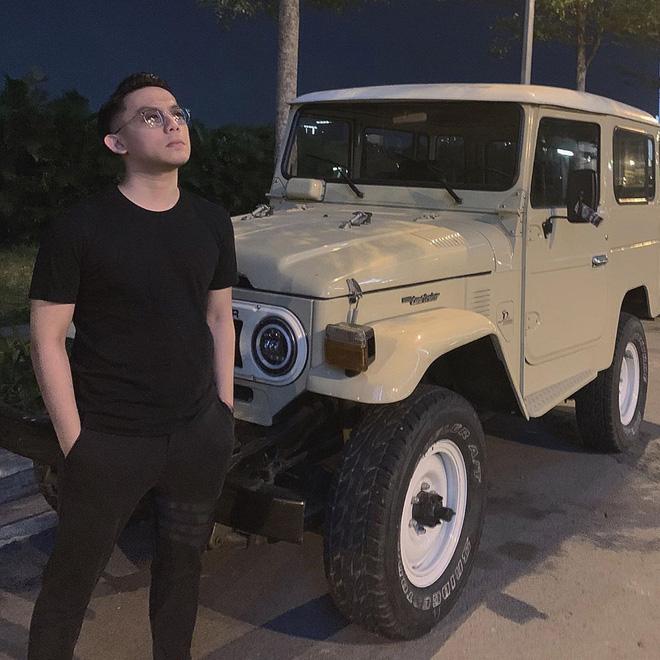 CEO sinh năm 1999 mua xe trên dưới 5 tỷ tặng bạn gái: Em vui là được-8