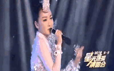 Những vụ hát nhép rúng động dư luận Trung Quốc-4