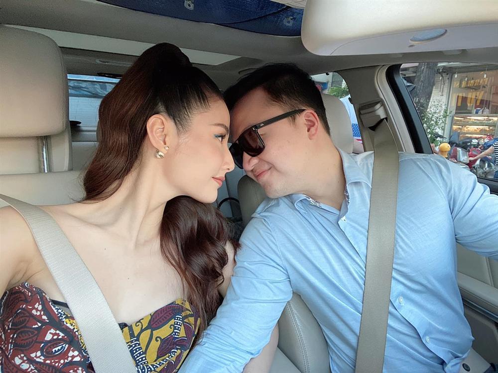 Ngoại hình bạn trai doanh nhân của Diễm My 9X-1