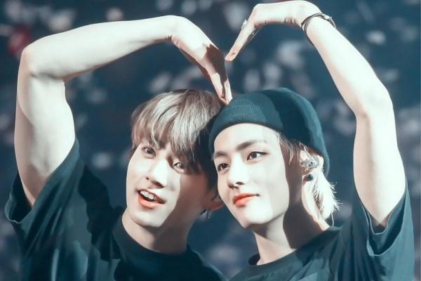 Chuyện lạ Kpop à nha: Taekook lọt top trending Mỹ dù chỉ đeo khẩu trang ngồi im-8
