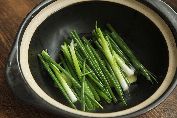 Kho thịt không cần nước, muối vẫn thơm mềm đỏ bóng, ai nhìn cũng muốn ăn 3 bát cơm-2