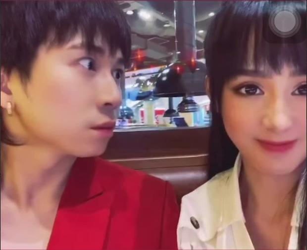 Bạn gái Karik ngoài đời xinh đẹp tựa thiên thần khác hẳn hình mặt nhựa tự đăng-8