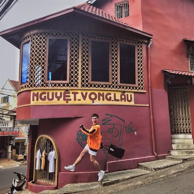 Check-in ngay với bức tường tỏ tình gây sốt ở Đà Lạt-9