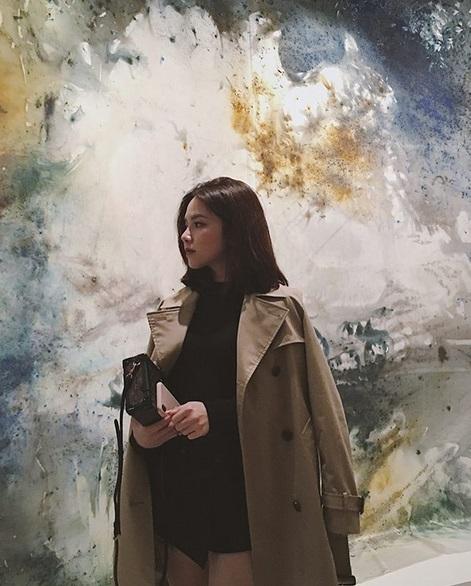 Ngoài xế hộp 5 tỷ, bạn gái rich kid của Tống Đông Khuê còn sở hữu BST túi hiệu đáng nể-6