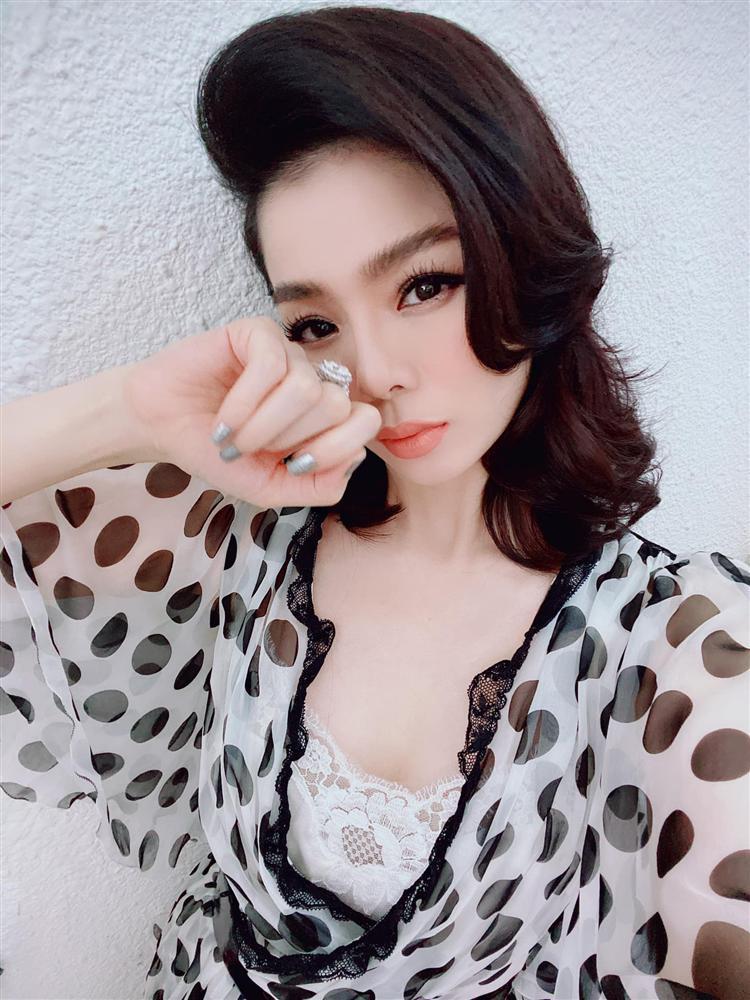 Lệ Quyên liên tục phát ngôn ẩn ý giữa nghi vấn rạn nứt hôn nhân-8