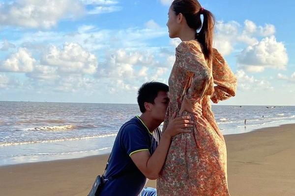 Kỳ Hân khoe bầu vượt mặt những ngày cuối, lo lúc sinh không thể bên chồng-6