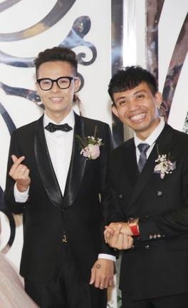 Khoe ảnh cưới đẹp mê, con rể bất ngờ bị bố vợ Minh Nhựa nhắc nhẹ trả nợ-2