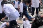 Nữ sinh lớp 10 ở Hà Nội đánh nhau trước cổng trường vì nghi bị 'nhìn đểu'