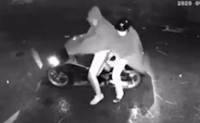 Truy tìm người mặc áo mưa nổ súng vào nhà dân trong đêm ở Hải Phòng-1