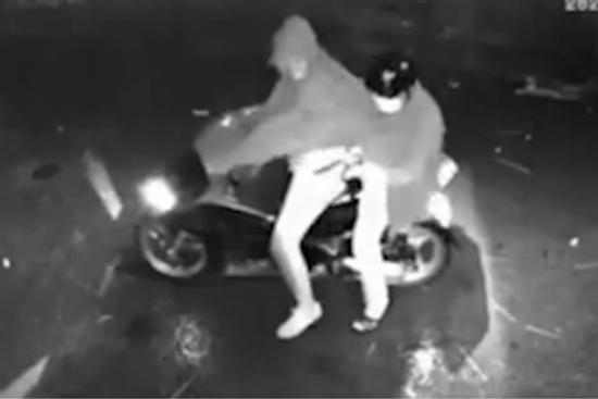 Truy tìm người mặc áo mưa nổ súng vào nhà dân trong đêm ở Hải Phòng