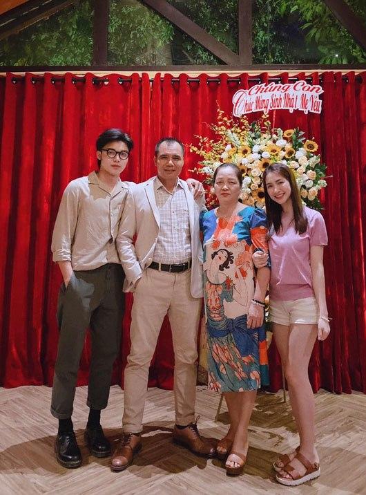 Hội em trai nhà Hòa Minzy, Đức Phúc, Erik: Người lãng tử như nam thần, kẻ công khai dao kéo-1