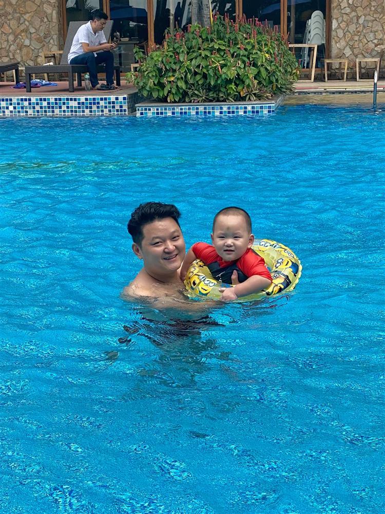 Cặp quý tử có ngoại hình không liên quan của Trà My Idol-1