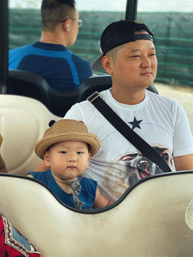 Cặp quý tử có ngoại hình không liên quan của Trà My Idol-4