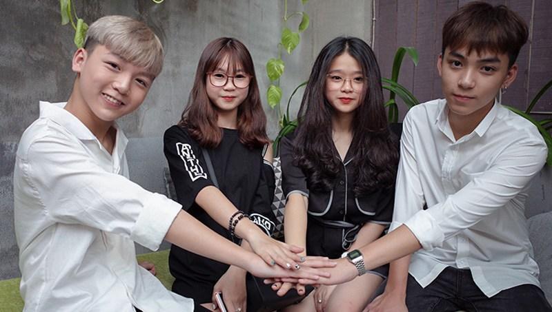 Hotgirl Linh Ka mặc hở hang khi chưa đủ 18, nổi như cồn vì phát ngôn sốc giờ ra sao?-4