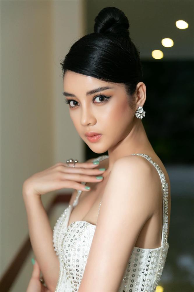 Lộ danh tính mỹ nhân vào vai Thúy Kiều: Hóa ra là trò cưng của Lan Khuê tại The Face-3