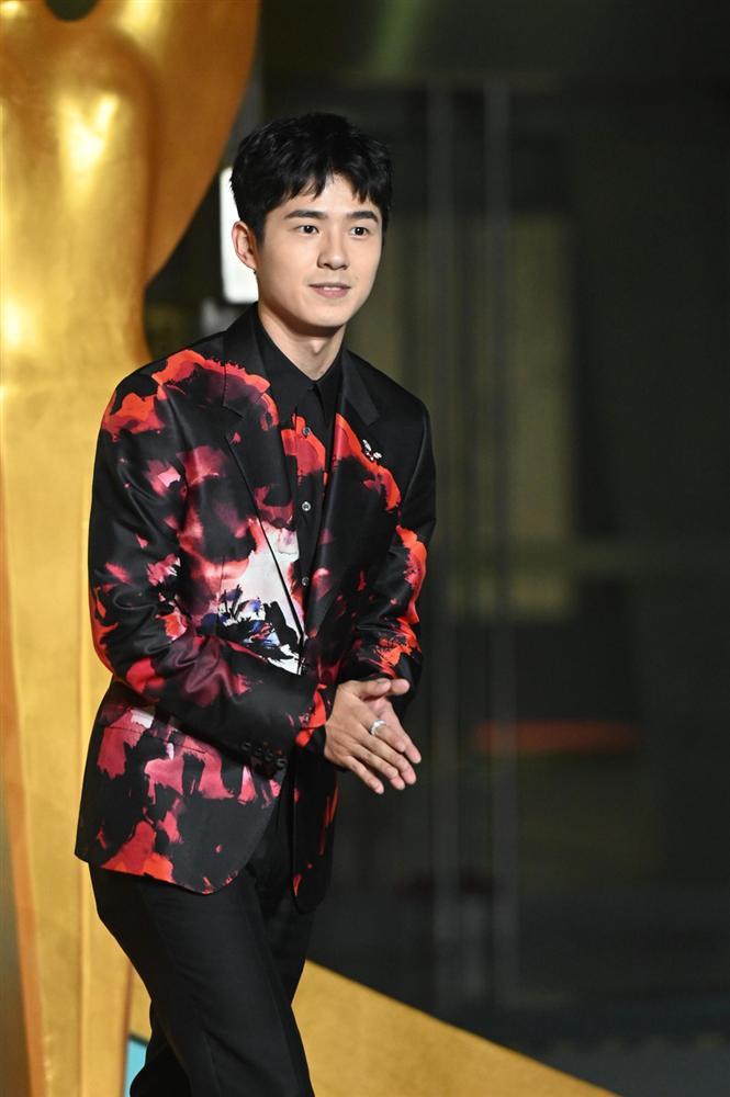 Lưu Hiểu Khánh lão hóa rõ rệt, Châu Đông Vũ nhợt nhạt kém sắc-10