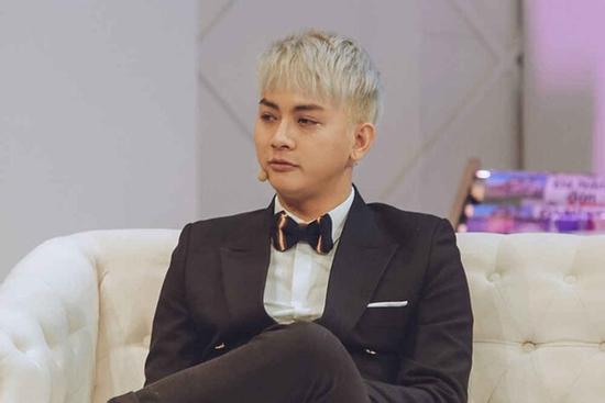 Hoài Lâm chuẩn bị tung một lúc 2 bài mới, phải chăng đã hồi tâm chuyển ý quay lại showbiz?