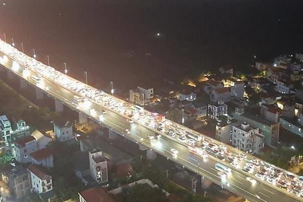 Vừa được ở nhà mới 1 ngày, 3 bố con tai nạn giao thông, 2 đứa trẻ tử vong-3