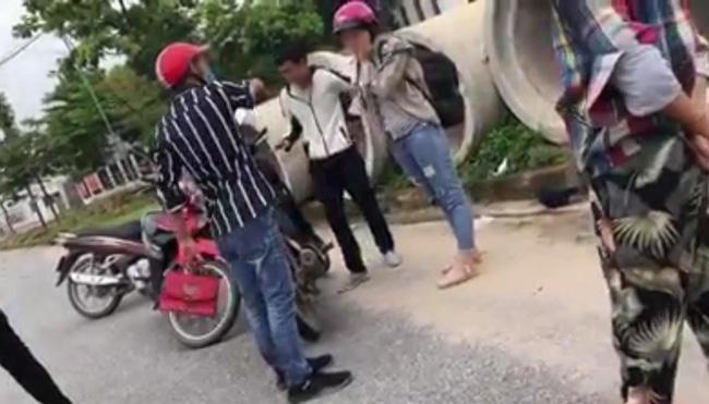 Vợ mất tích, chồng lo lắng tìm suốt 1 tháng bắt gặp đi theo anh trai kết nghĩa-4