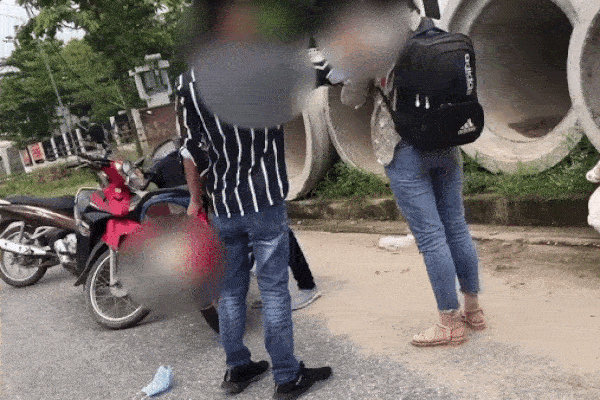 Vợ mất tích, chồng lo lắng tìm suốt 1 tháng bắt gặp đi theo anh trai kết nghĩa-3