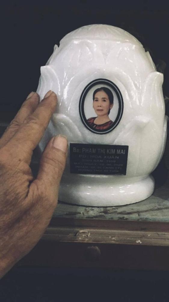 100 ngày mẹ mất vẫn chưa thể về Việt Nam, Kim Hiền chia sẻ khiến ai nấy không kìm được nước mắt-2