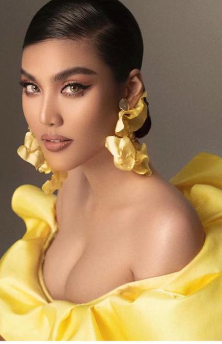 Lan Khuê liên tục khoe ngực o ép đến ngộp thở-3